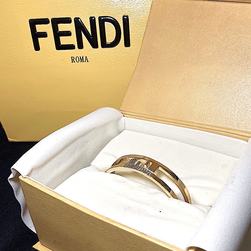 Authentic FENDI O'Lock Women's Gold Metal Cuff Bracelet - Picture 9 of 12